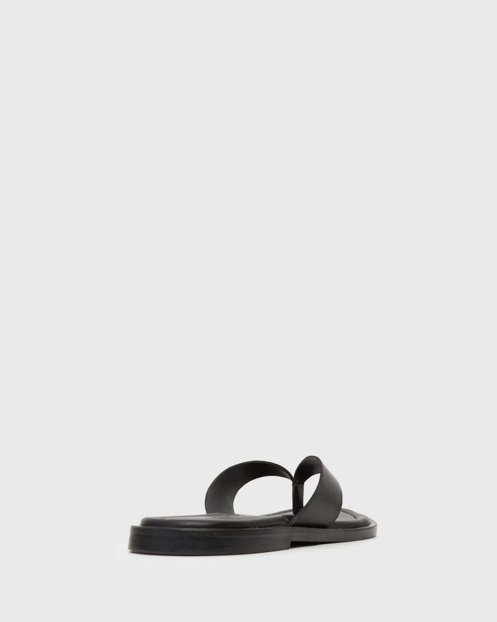 NOOSA Leather Thong Sandals